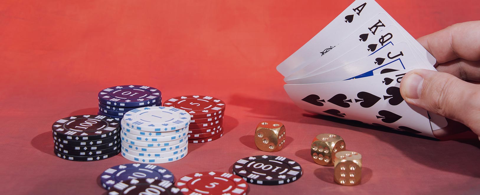 Tips on Multi-Table Poker Tournaments (MTT)